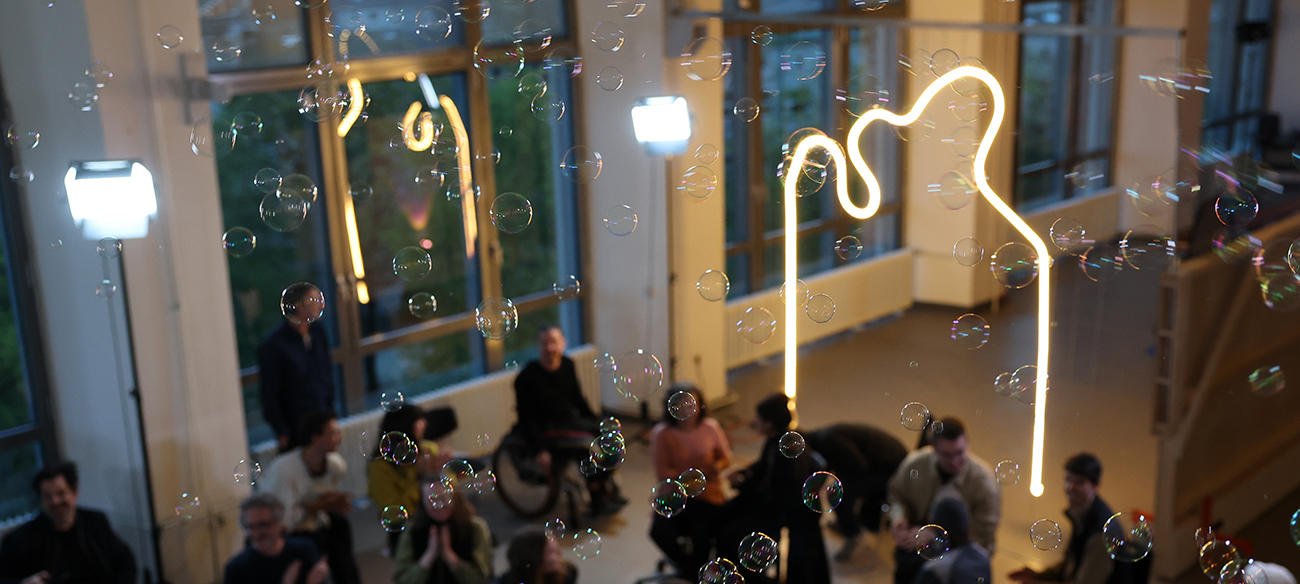 Loops Gespraeche Bubbles