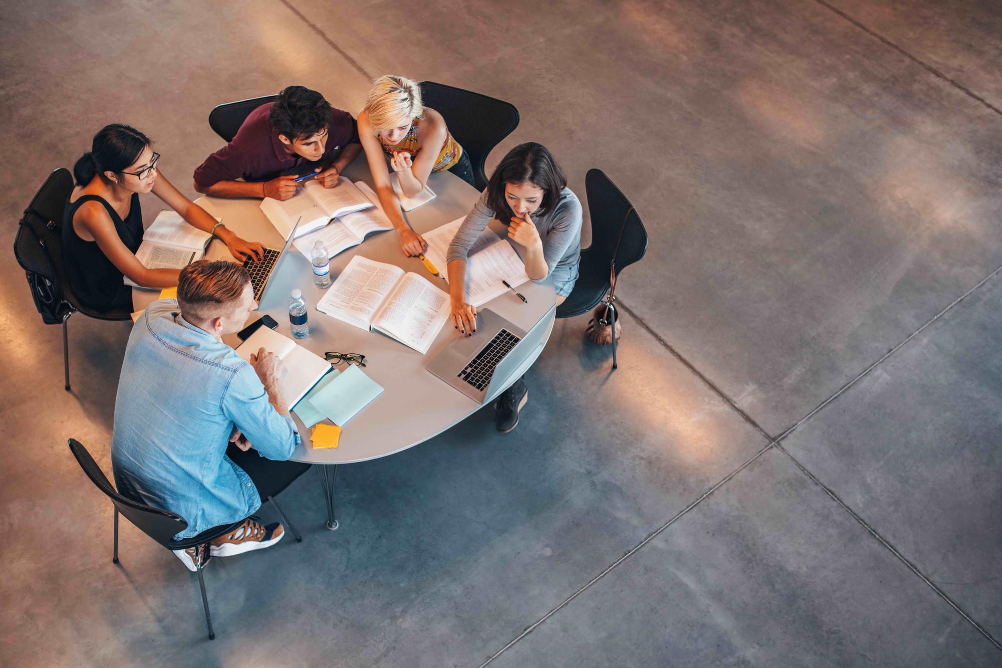 Die Verbindung zwischen Forschung und Lehre stärken