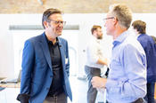 The status conference Social Cohesion was the place of intensive exchange: here S. Mau and P.H. Feindt in conversation.