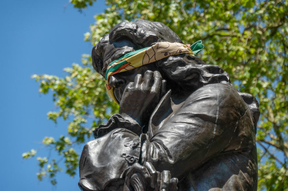 Blindfolded statue of Edward Colston