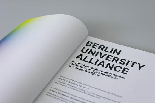 Berlin University Alliance Excellence Strategy Self-Report entitled “Beyond Boundaries: A Joint Agenda for Berlin as an Open Knowledge and Innovation Space,” inside view