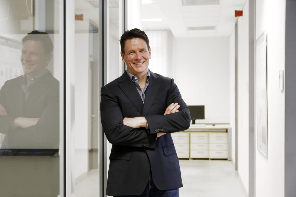 Seit 2008 ist Georg N. Duda Direktor des Julius Wolff Instituts und Professor für Biomechanik und Muskuloskeletale Regeneration an der Charité. Er ist auch Vizedirektor des Berlin-Brandenburger Centrums für Regenerative Therapien.