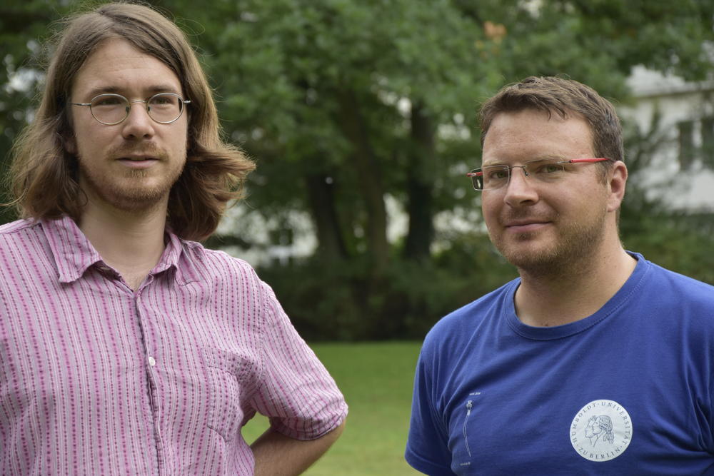 Das Forscherteam: Raphael Eser und Fabian Becker.
