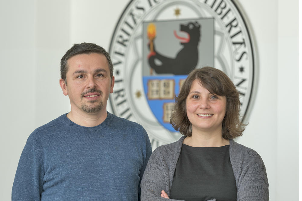 In Berlin angekommen: Die Juristin Esra Demir-Gürsel und der Mathematiker Kivanç Ersoy.