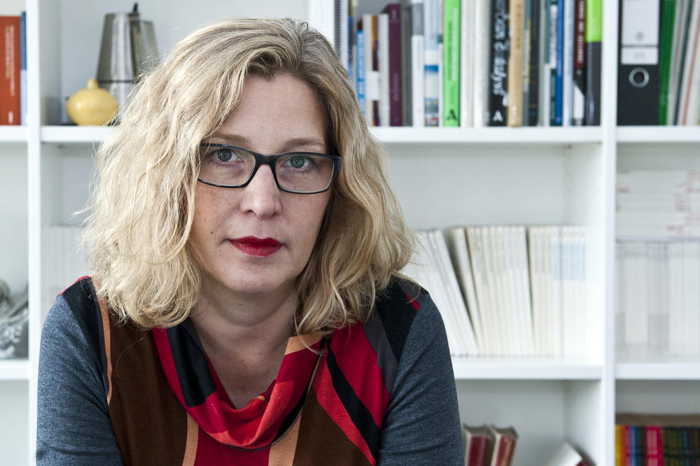 Martina Löw ist Planungs- und Architektursoziologin an der Technischen Universität Berlin und leitet den neuen, von der DFG geförderten Sonderforschungsbereich (SFB) „Re-Figuration von Räumen“.