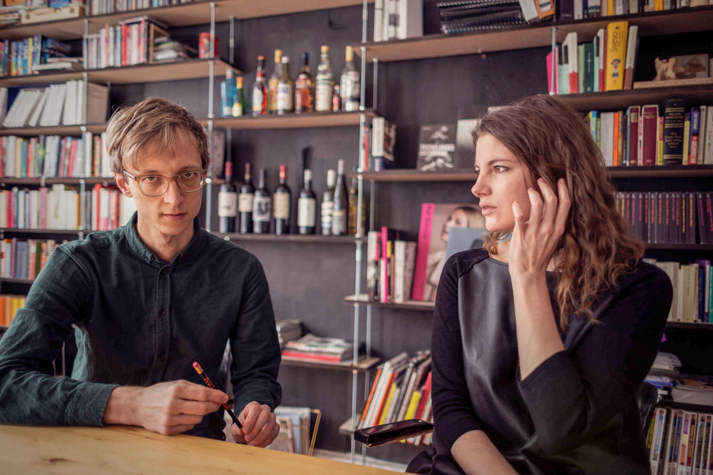 Till Breyer und Nora Weinelt leiten derzeit die Redaktion des Blogs „Literaturwissenschaft in Berlin“.