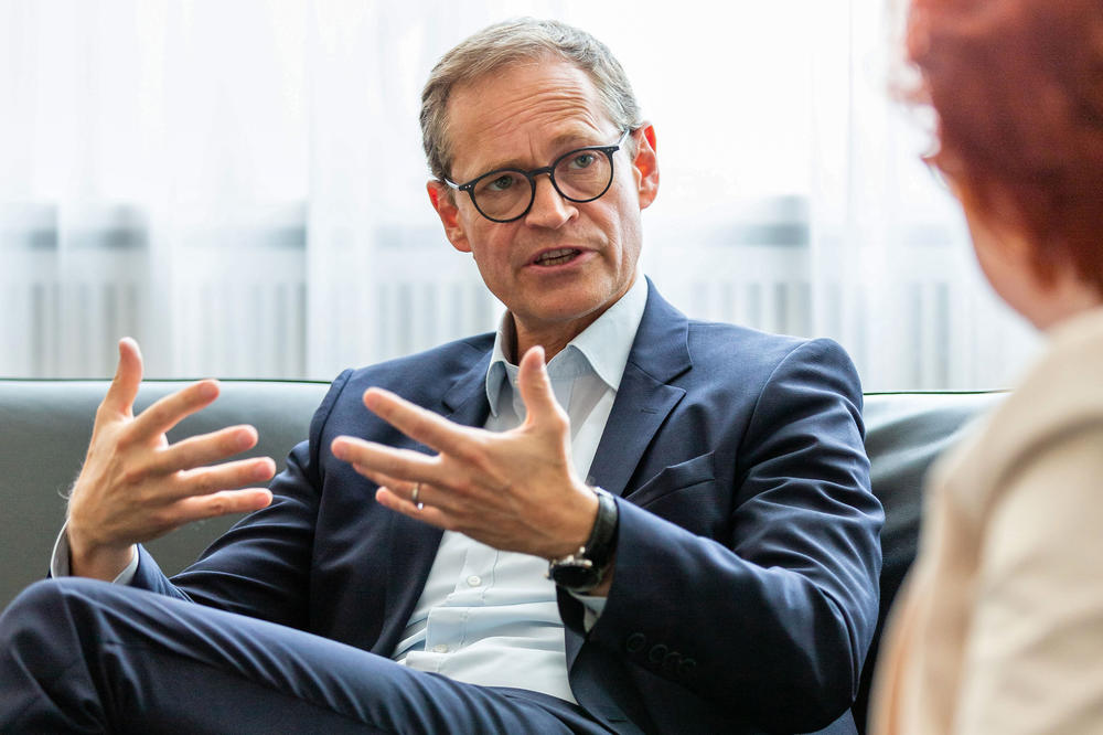 "Es sollte für die deutsche Hauptstadt mit ihren herausragenden Einrichtungen ein Anspruch sein, in Forschung und Lehre zur Spitzengruppe zu gehören."