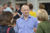 Andrew Johnston, Sprecher des Exzellenzclusters Temporal Communities im Gespräch.