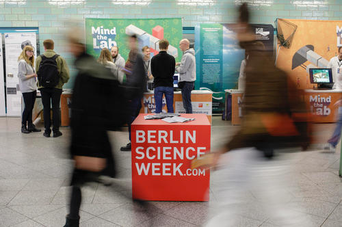 Die Berlin Science Week ist ein 10-tägiges internationales Festival zwischen dem 1. und 10. November, das Menschen der innovativsten wissenschaftlichen Organisationen aus der ganzen Welt zusammenbringt.