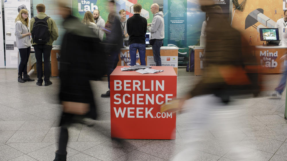 Berlin Science Week will take place from November 1 to 10, 2021: Ten days under the sign of science.