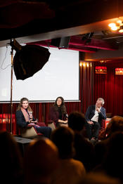 Oxford Style Debate Should we publish in academic journals? © Liesa Johannssen