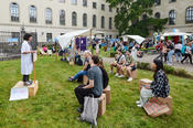 Soapbox Science im Ehrenhof der HU Berlin