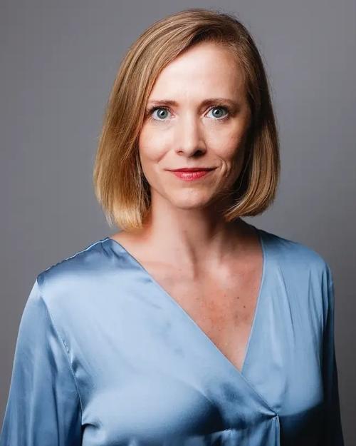 Tiziana Guerra ist eine der fünf Gewinner*innen unseres Ideenwettbewerbs "Kunst trifft Wissenschaft". Gewonnen hat sie in der Kategorie Verantwortungsvolle Innovation.